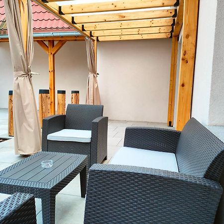 Kamienica Na Nowo Apartamenty Warszawska Mragowo Luaran gambar