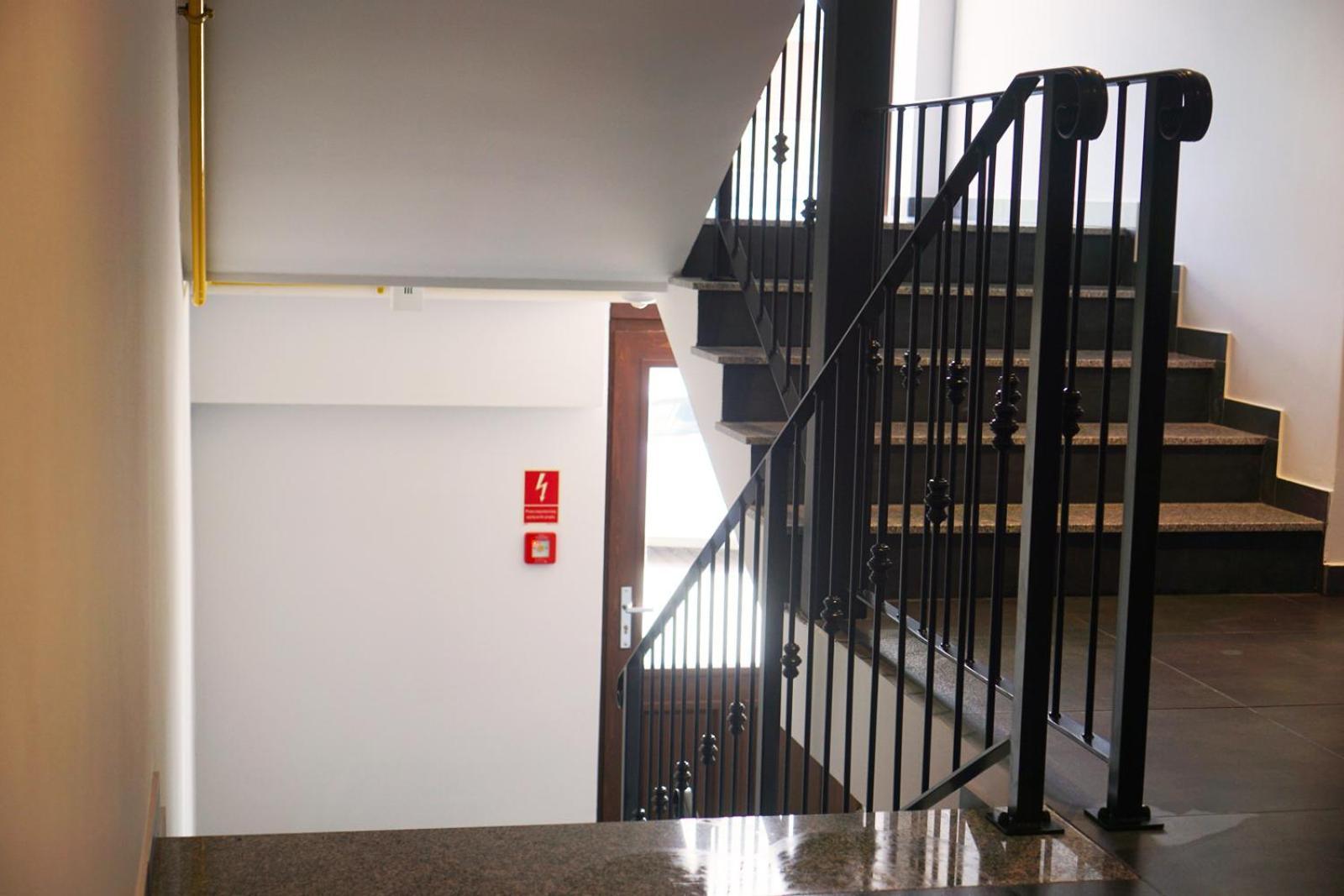 Kamienica Na Nowo Apartamenty Warszawska Mragowo Luaran gambar